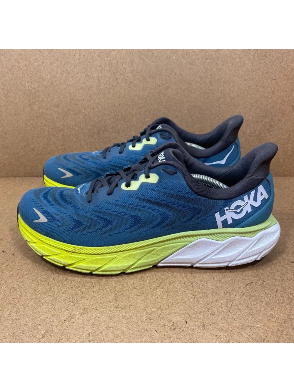 Hoka One One Arahi 6 Mens Running Shoes Size 13D Lime Green Blue Lightweight